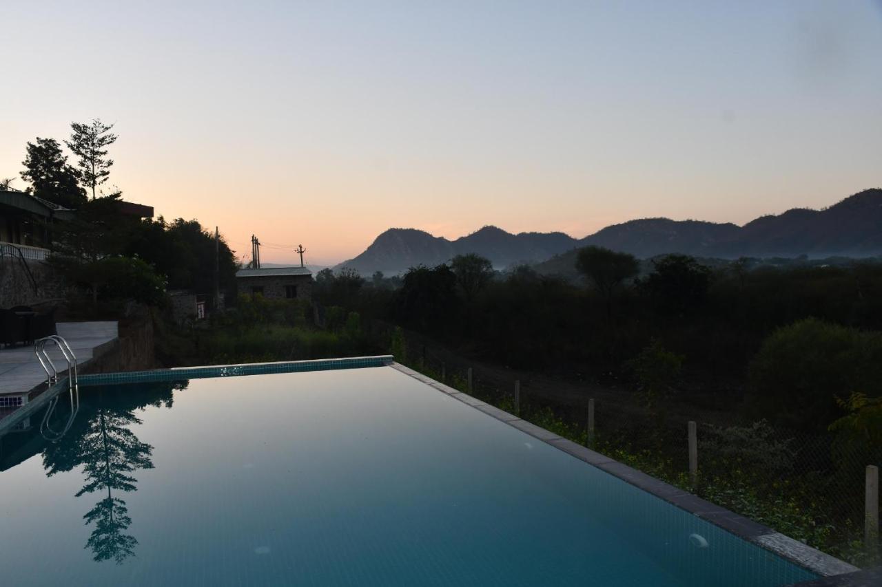 Prime Neelkanth Forest Retreat Resort Tehla Eksteriør bilde